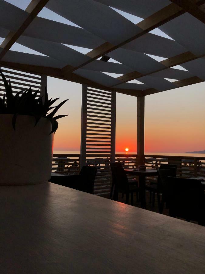 Residence Le Palme - Appartamenti Sul Mare - Spiaggia Tra Palinuro E Caprioli Pisciotta Εξωτερικό φωτογραφία